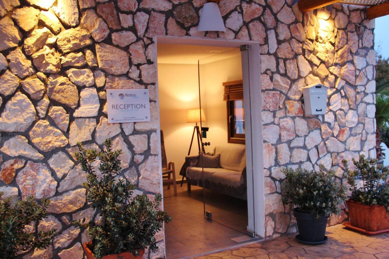 Ifestos Villa Fira  Esterno foto